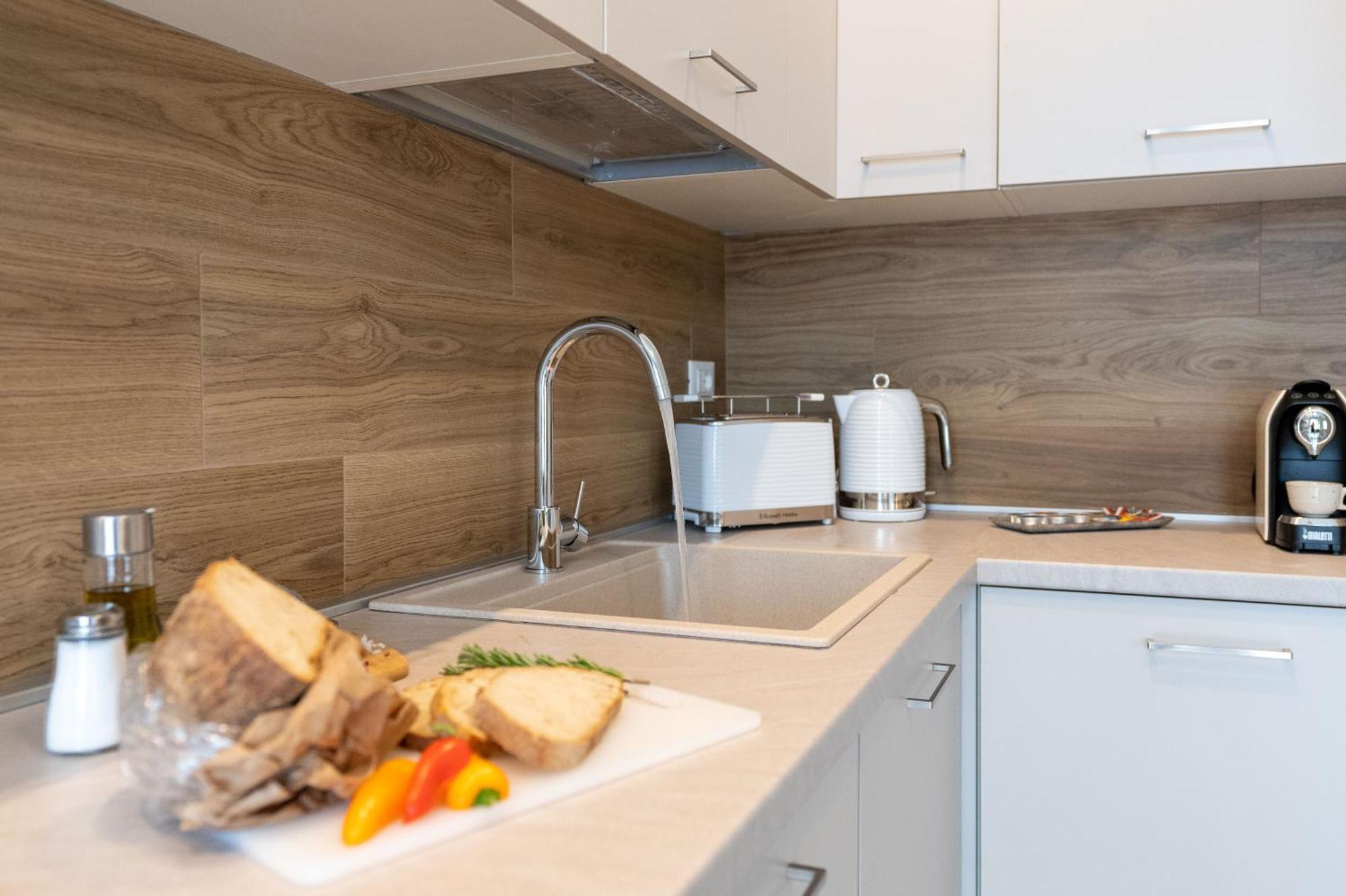 Aqva Parco Degli Acquedotti Apartamento Roma